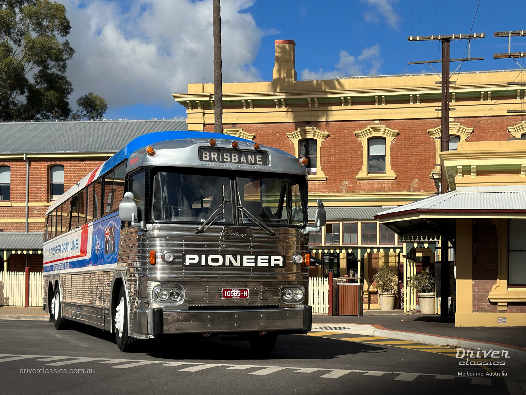 MCI MC7 bus (1972 model) front, Photo taken at Junee Station, Junee NSW in May 2023
