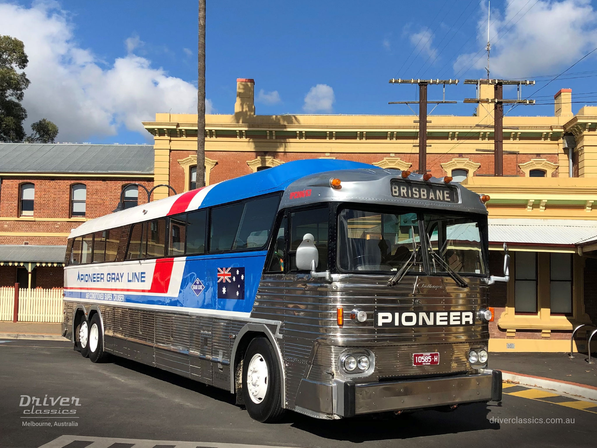 MCI MC7 bus (1972 model) Front and side, Photo taken at Junee NSW in May 2023