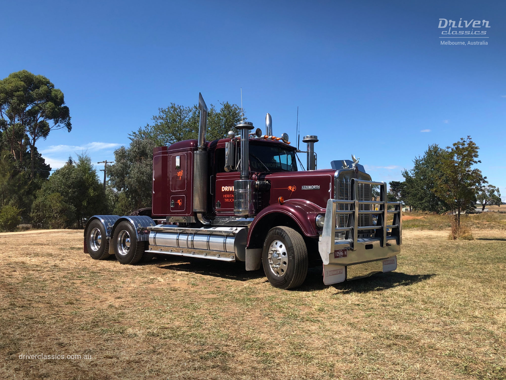 Kenworth W925 Truck, 1986 version, side and front, at Lancefield VIC, Photo taken Feb 2022